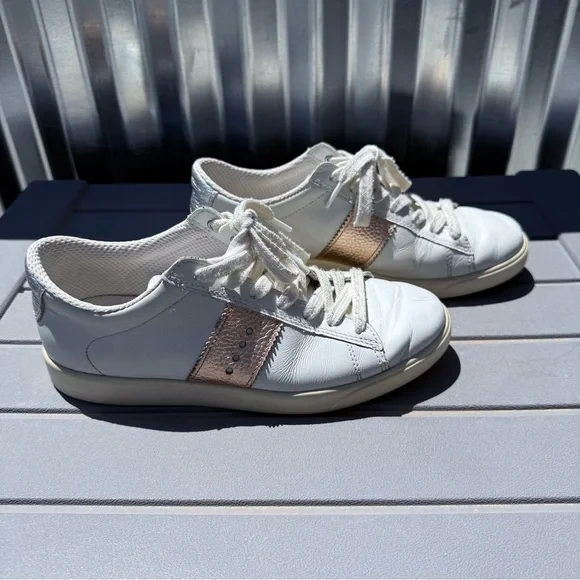Ecco White Sneakers Tennis Shoes Leather bronze silver accents EU 37 - Picture 4 of 11